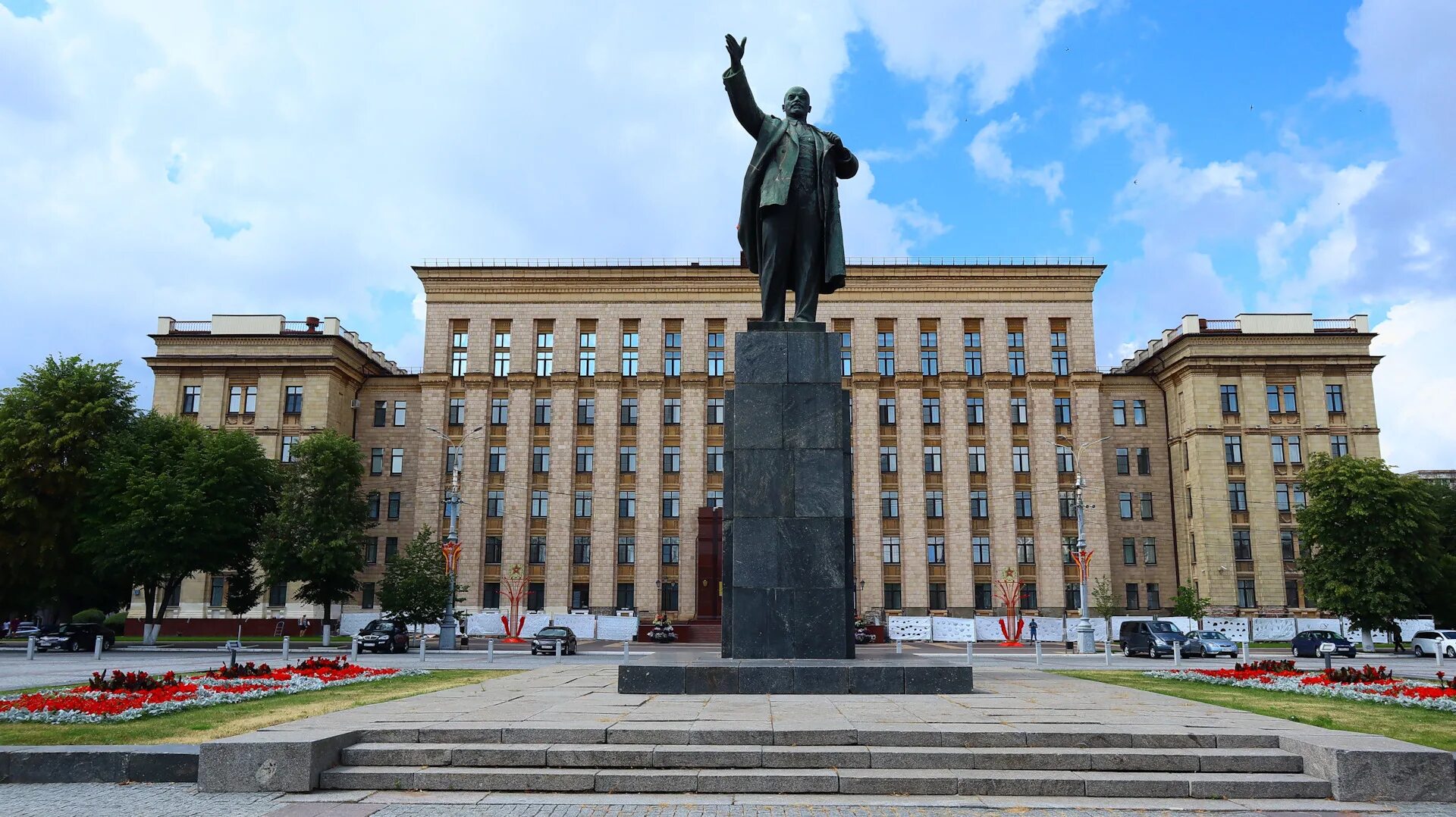 Памятник где на площади. Памятник Ленину Воронеж. Площадь Ленина (Воронеж) Воронеж. Ленинская площадь Воронеж. Площадь Ленина 1 Воронеж.