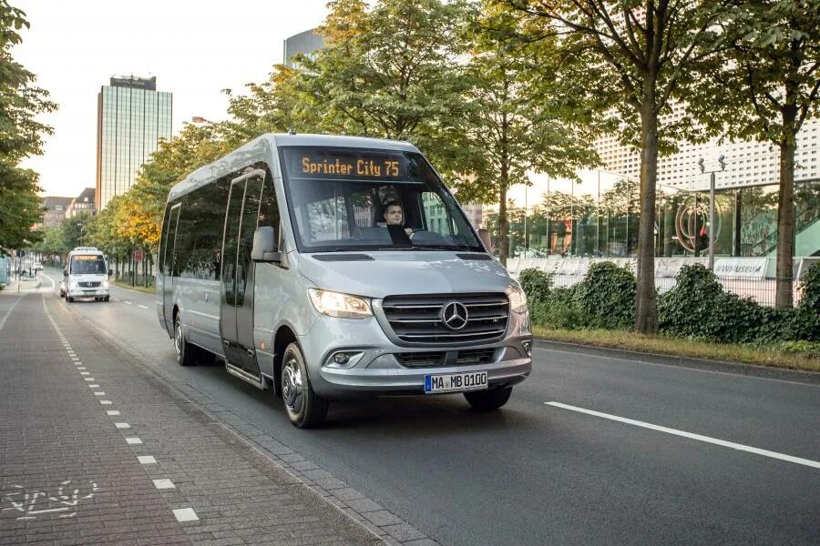 Спринтер 2018 года. Mercedes Sprinter City 75. W907 Mercedes Sprinter. Мерседес Бенц Спринтер 2018 года. Mercedes Sprinter 907.