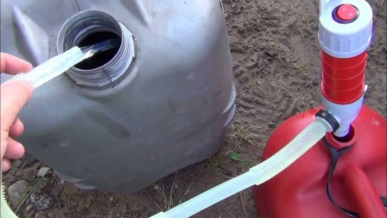 Насосная станция для скважины 40 метров. Насос gardena 4000/2 automatic. Насосная станция лео 3. Насос для перекачки топлива 12 вольт из бака. Насос для откачки масла из бочки в 200 литров ручной.