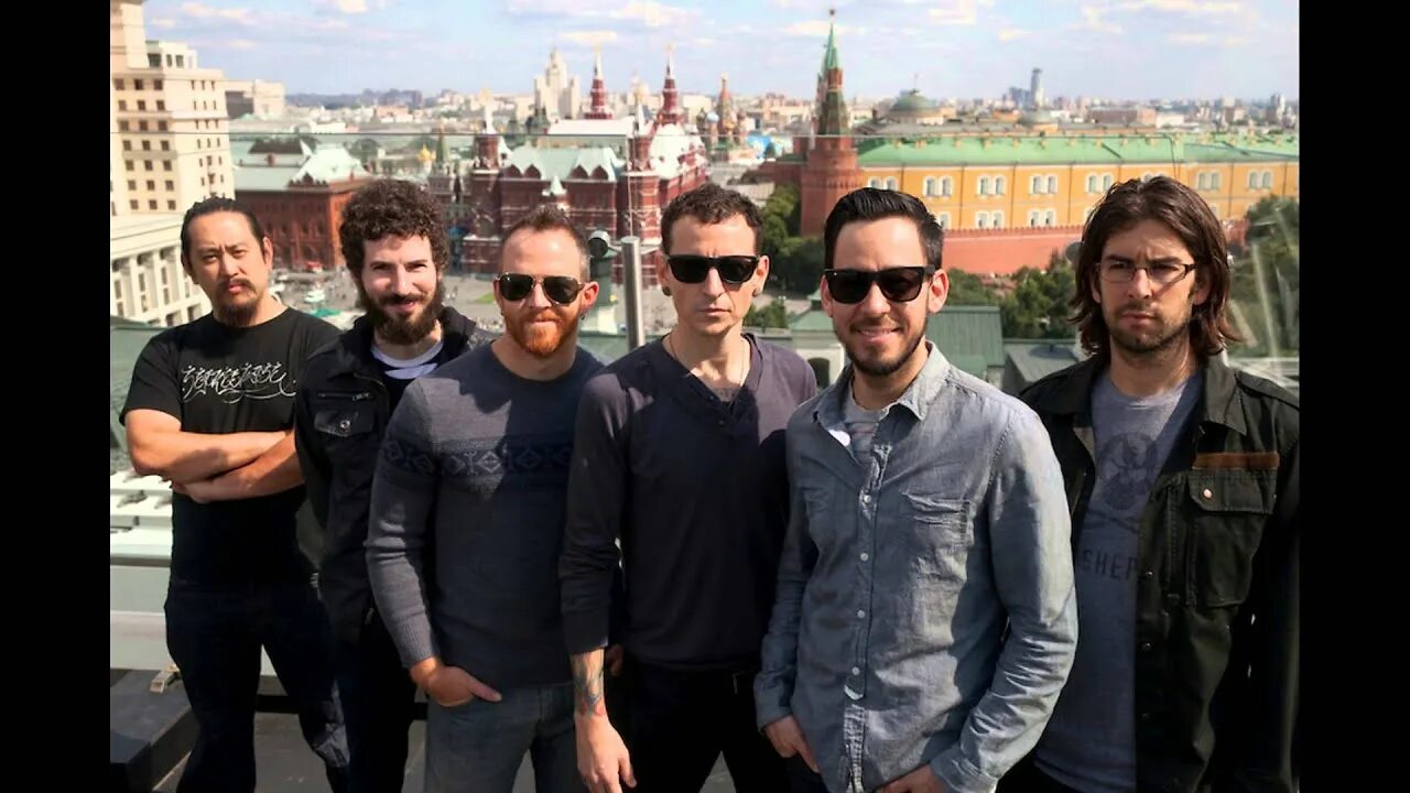 More than people are living in moscow. Anathema британская рок-группа. More than people are living in moscow. Группа anathema. Концерт линкин парк в москве 2011.