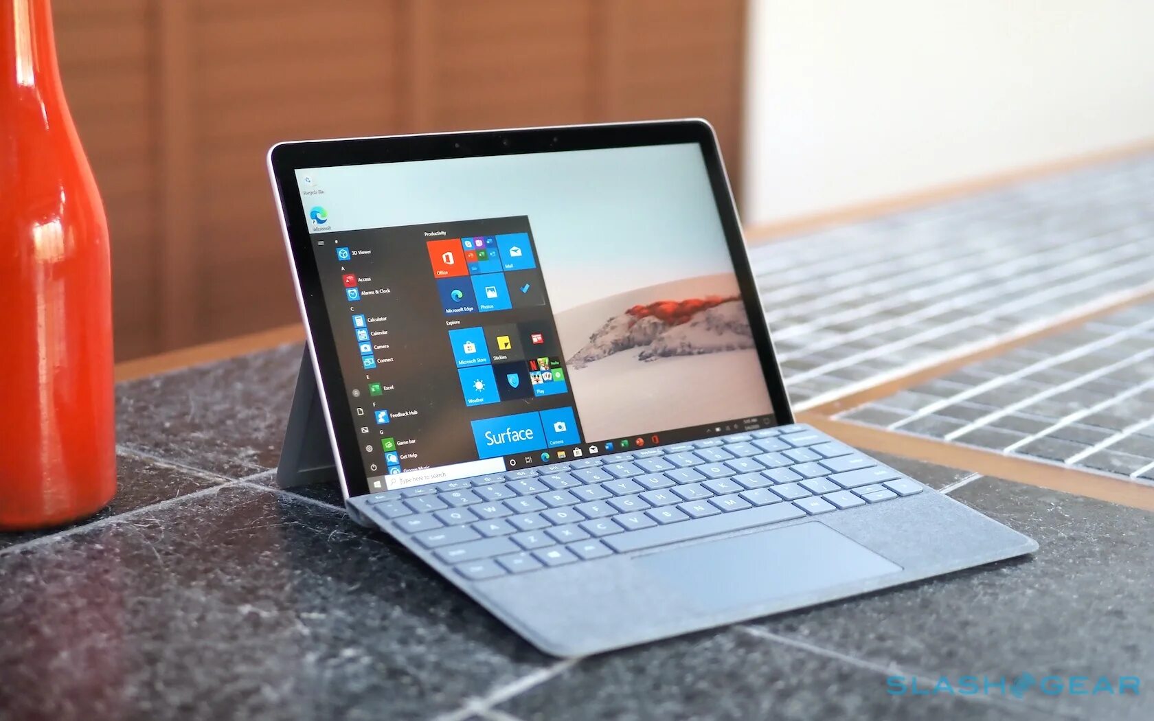 Microsoft go 3. Сурфейс го 2. планшет microsoft surface go. планшет microsoft surface go 2. microsoft surface go 2 pentium 8gb.