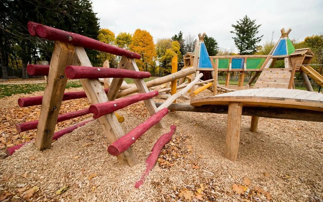 Под playground