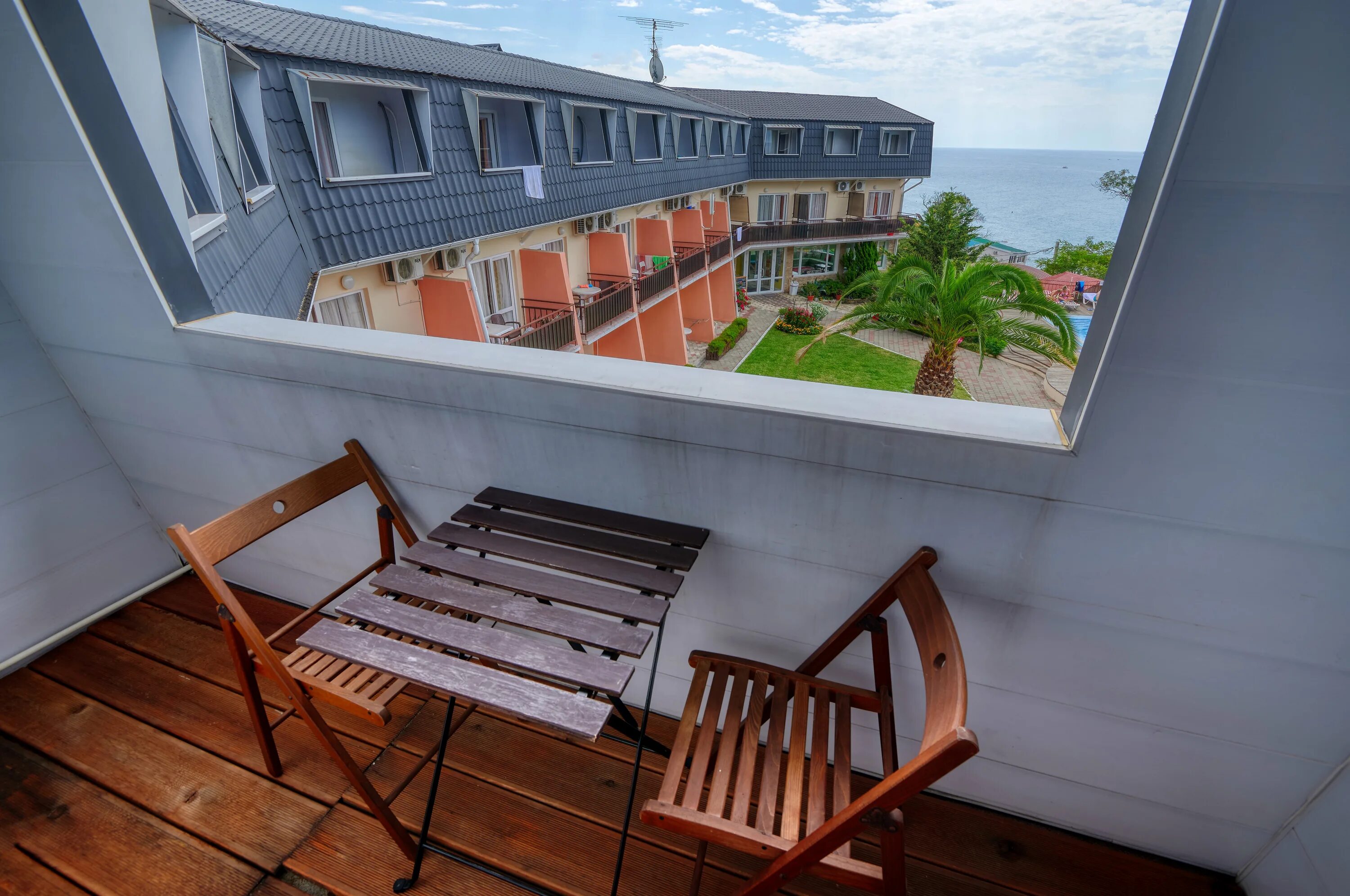 Ватерлоо сочи лоо. Ватерлоо гостиница в лоо. Ватерлоо сочи лазаревское. Ватерлоо отель лоо. Пансионат ватерлоо сочи.