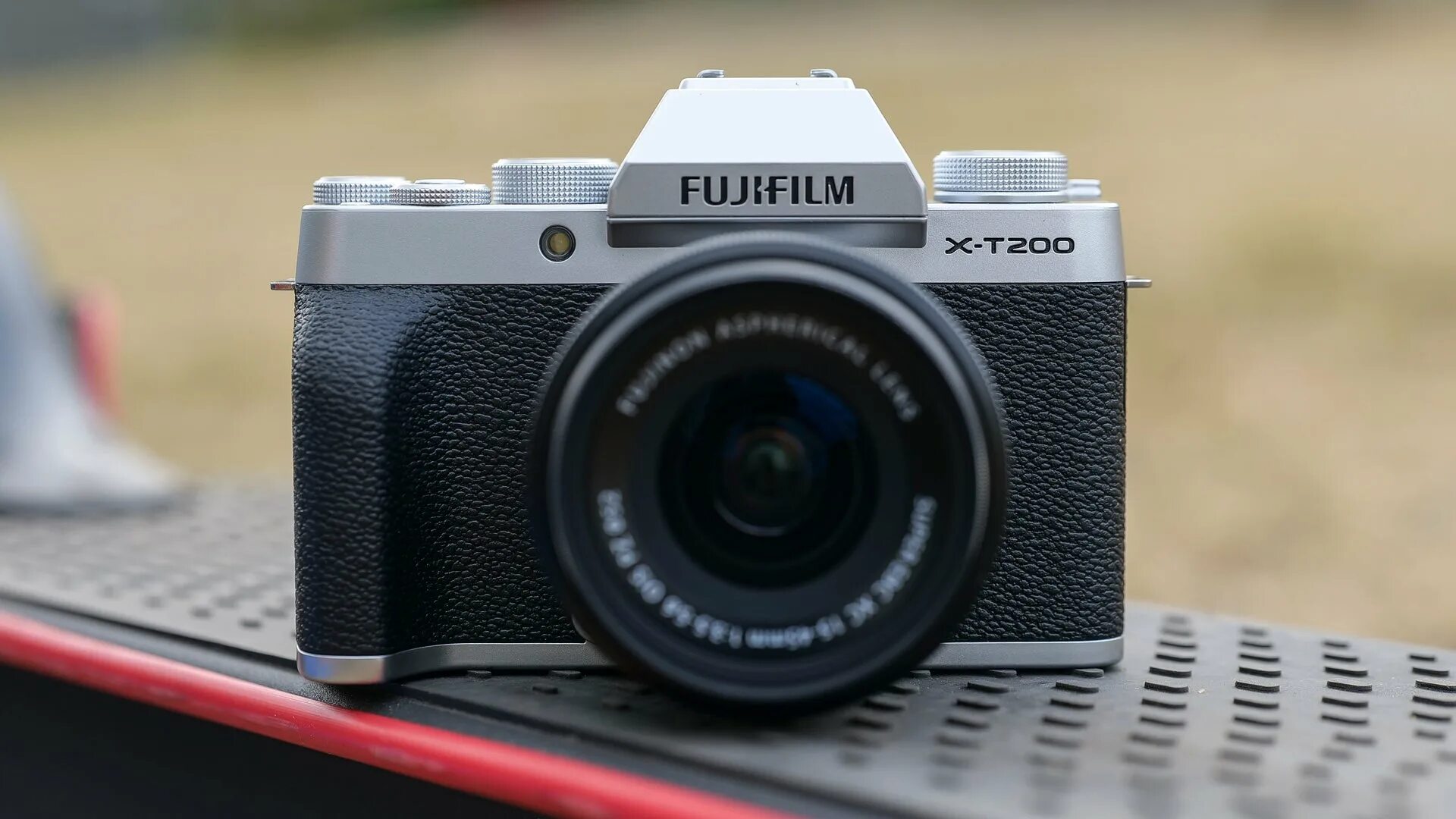 Fujifilm xt200 примеры фото Фотоаппарат беззеркальный Fujifilm X-T200 Kit 15-45mm вопросы и ответы в интер
