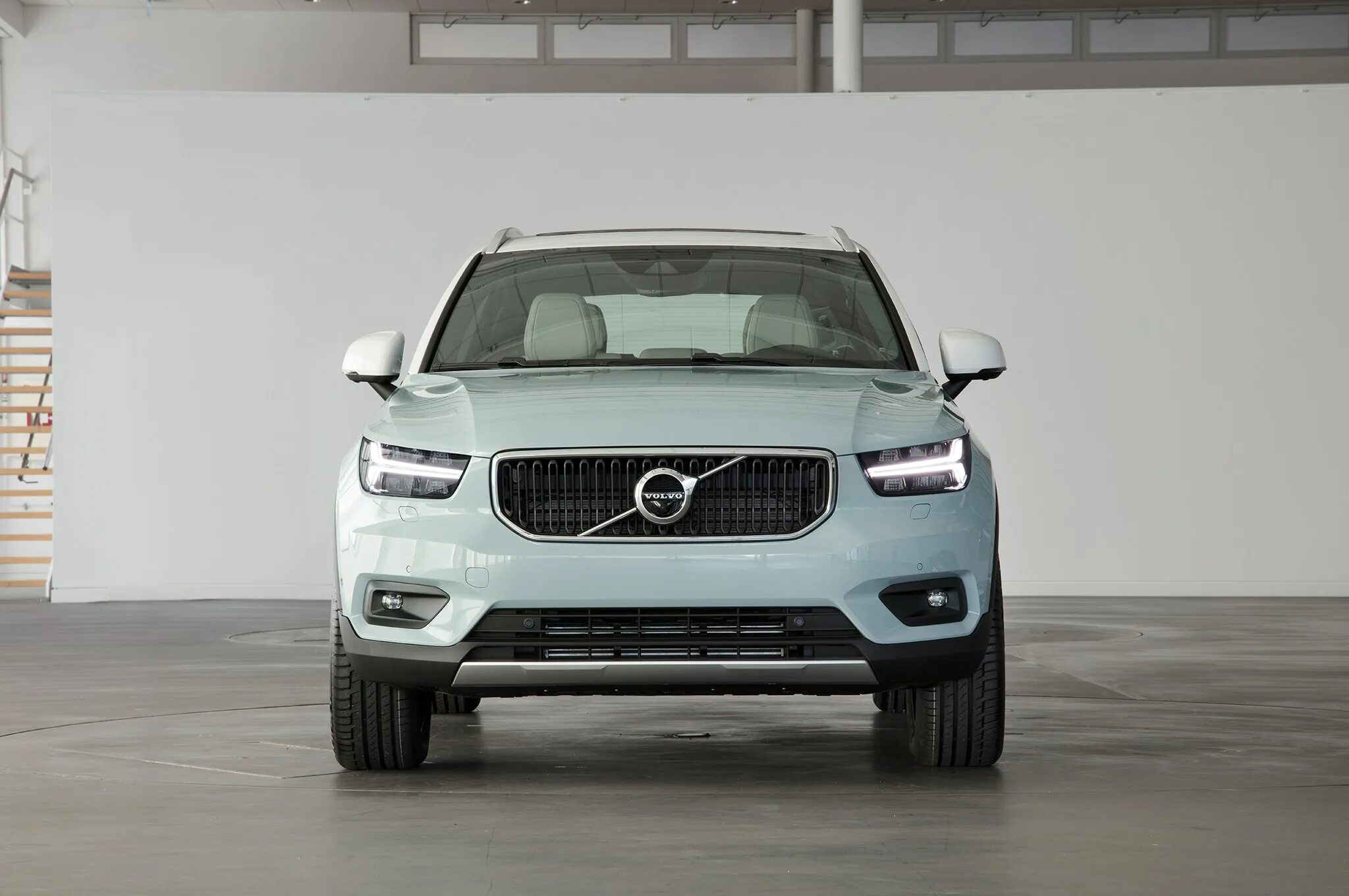 Сх 40. Volvo xc40. Volvo xc40 новый. Кроссовер Вольво хс40. Volvo xc40 2018.