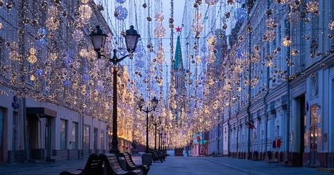 Улицы москвы в мае