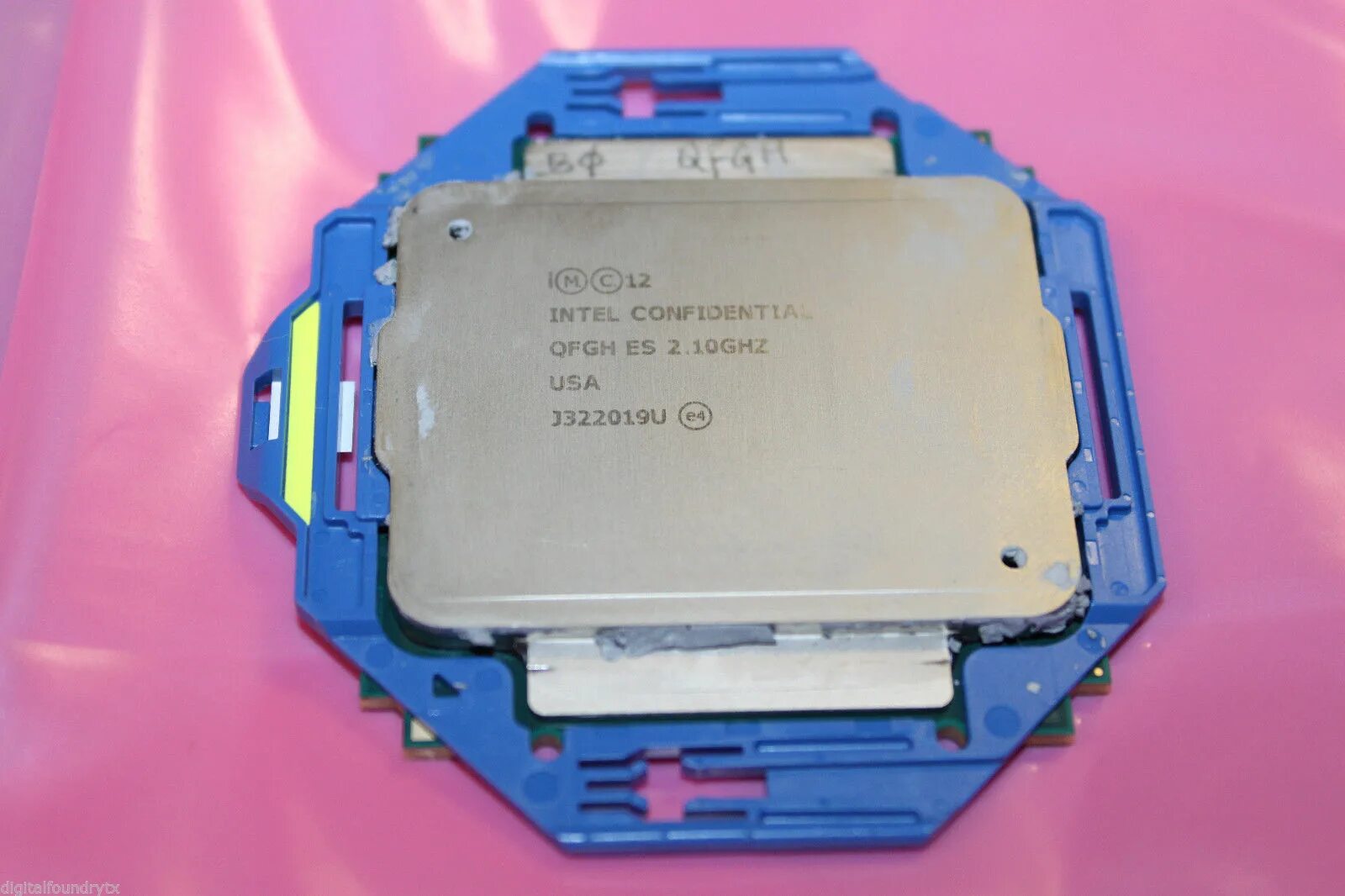 Xeon сокет 2011. Процессор Intel Xeon e5-2685v3 Haswell-Ep. Процессор Intel Xeon e5-2686v3 Haswell-Ep. Intel Xeon x99. Intel Xeon e5-2699v3 Haswell-Ep lga2011-3, 18 x 2300 МГЦ.