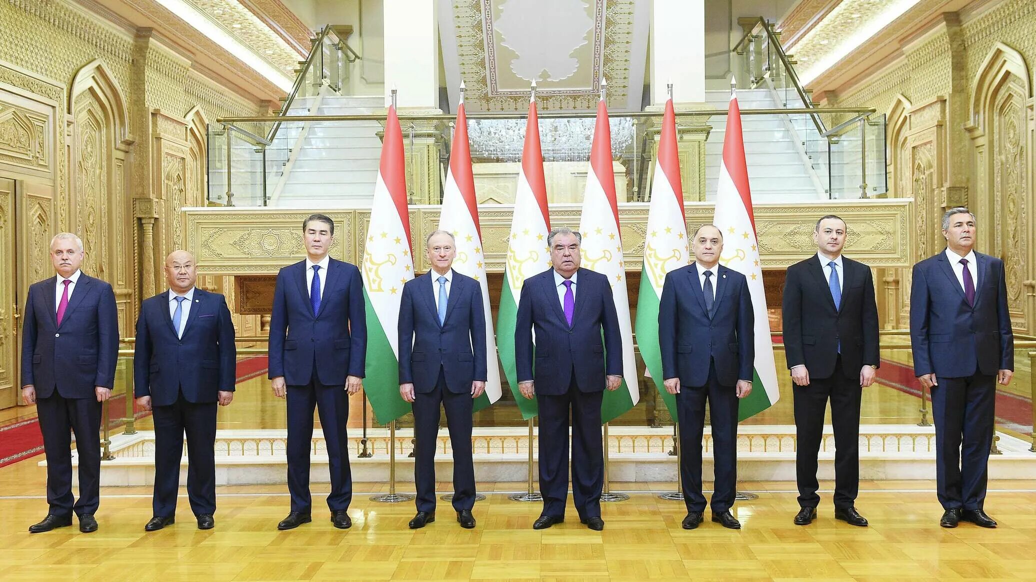 Саммит россия африка 2019. Саммит в сочи 2019. Делегация какой страны. Саммит большой 20 2018. Путин саммит в сочи с африканцами.