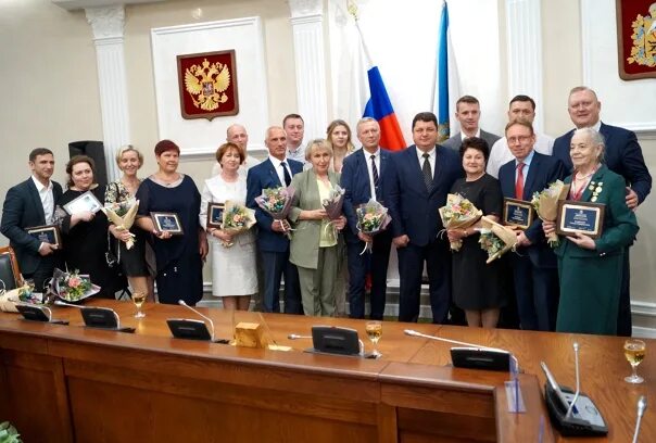 Министерство здравоохранения Архангельской области. Пылаева Минздрав Архангельской. Награждение врачей сегодня в Архангельске. Женщины Архангельска награждения. Сайт минздрава архангельской