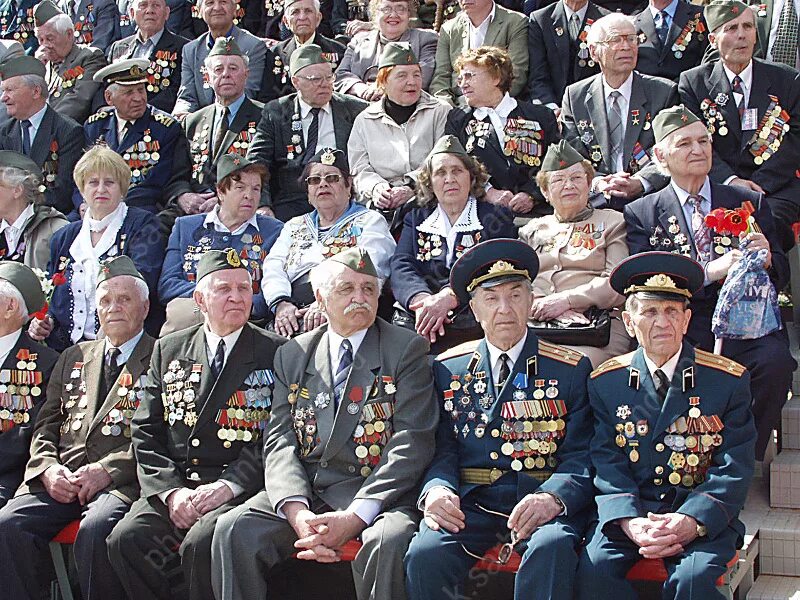 8 мая 2005. Гареев махмут ахметович с путиным. 150 войнов. 2005 год день победы. Бийск парад победы 1998.