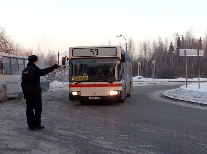 Автобус 49 заозерье. Остановка Заозерье Пермь. 24 Автобус Пермь. Такси в Заозерье Пермь. Заозерье Пермь фото конечная остановка.