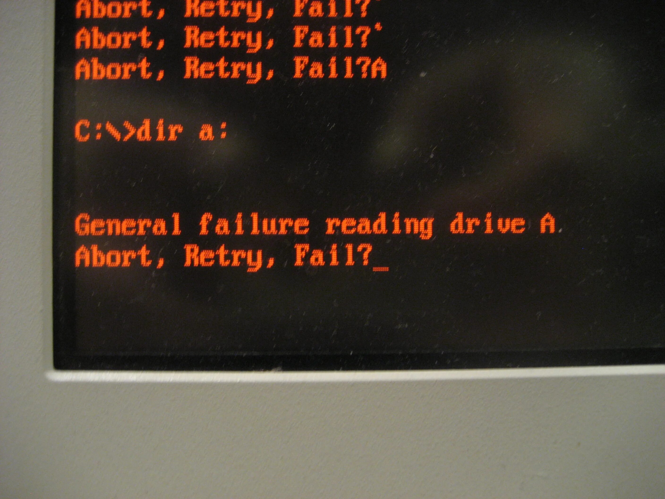 Floppy Disk fail 40. General failure. Abort, retry, ignore, fail. General failure reading your Disk.