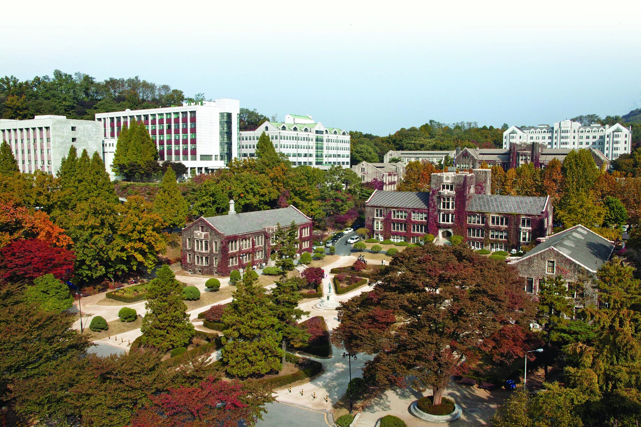 Университет енсе специальности. Сеульский университет ёнсе. Корейский университет Йонсей. Университет коре в Южной Корее. Енисей университет Корея.
