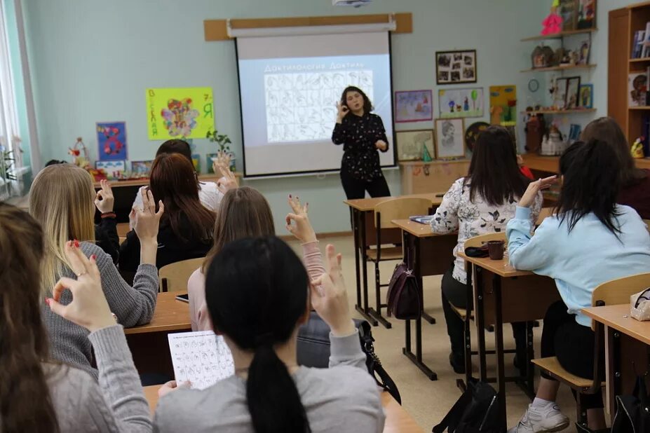 Педагогический колледж Ханты-Мансийск. Педагогический колледж ХМАО. Значок ХМТПК. Техно педагогический колледж в Ханты-Мансийске. Сайт колледжа хмао