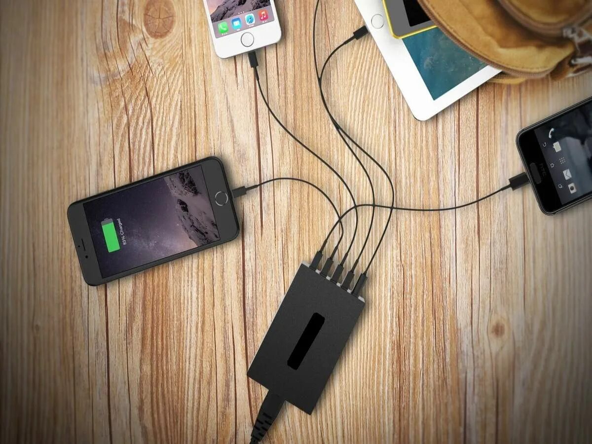 Charge device. Зарядка для телефона. Быстрая зарядка 8 USB. Быстрая зарядка айфон. Как быстро зарядить телефон.