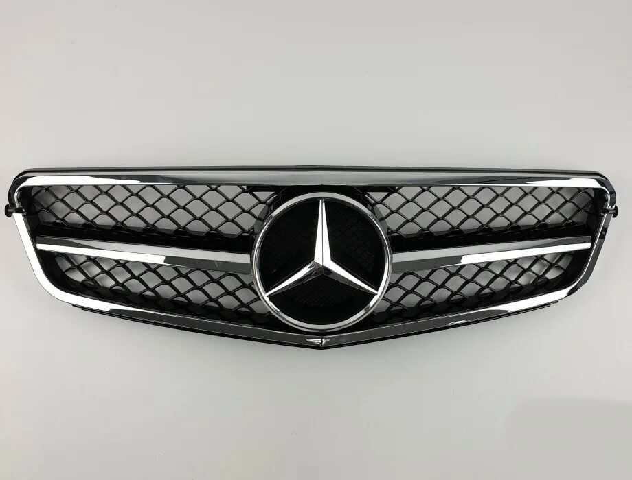 Решетка радиатора mercedes w213. A2048801083. Решетка gla amg радиатора. Решетка радиатора mercedes w220 amg. W221 решетка радиатора amg.