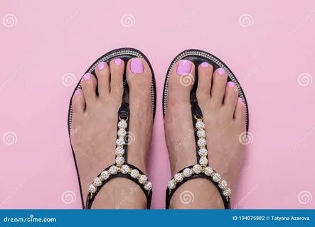 M i a feet