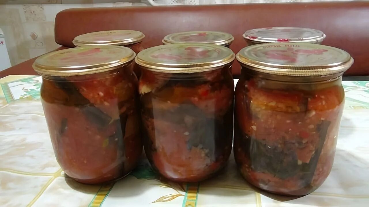 Армянская закуска из баклажанов на зиму рецепты. Закрутка тещин язык из баклажанов. баклажаны на зиму тещин язык. тёщин язык из баклажанов закуска. салат тёщин язык из баклажан.