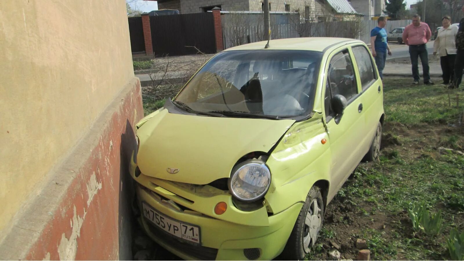 Daewoo matiz 2018. дево матиз битый 2005. матиз тула. дэу матиз битый. Matiz m300.