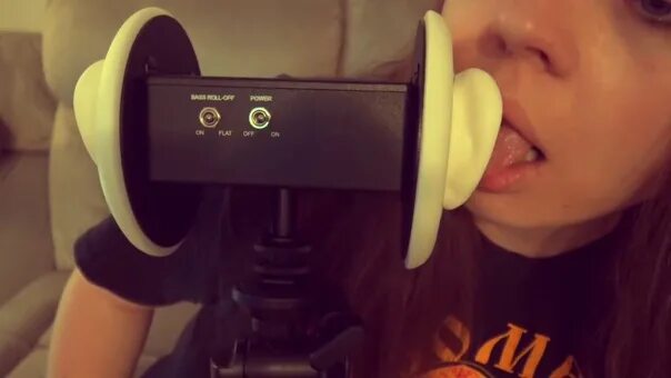 Асмр ликинг camera. Асмр ear licking. Асмр звуки рта ликинг. Asmr ликинг. Asmr ликинг.