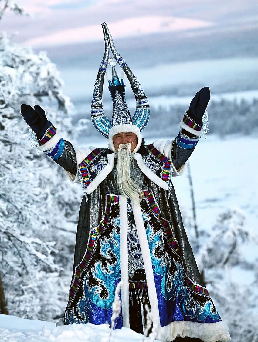 якутский чысхаан. якутский дед мороз чысхаан легенда. августина филиппова чысхаан. чысхаан и хаарчаана. якутский дед мороз чысхаан.