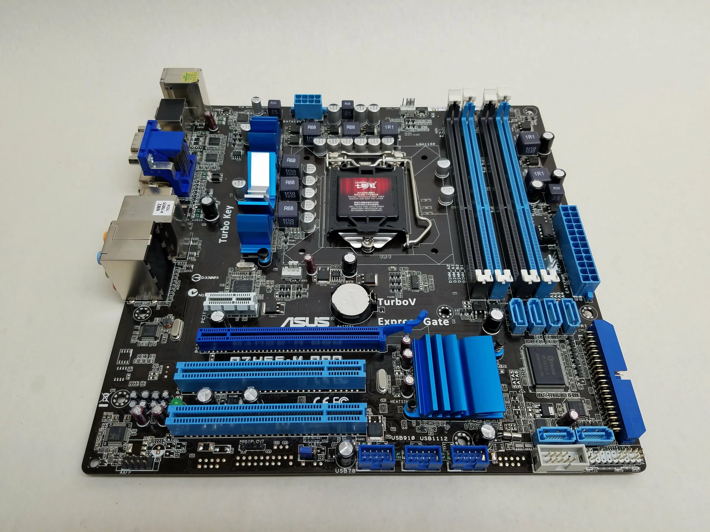 Сокет 1156 платы. ASUS 1156 p7h55-m. ASUS p7h55 m Pro Socket. ASUS LGA 1156 P 77. Материнская плата ASUS lga1156.