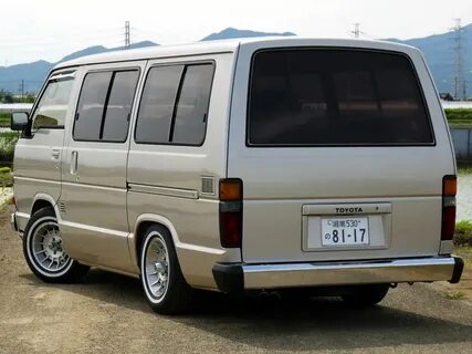 Toyota hiace класс автомобиля