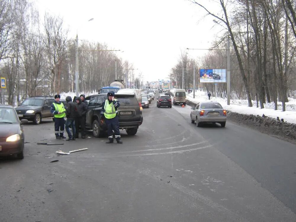 Авария на тутаевском шоссе ярославль сегодня