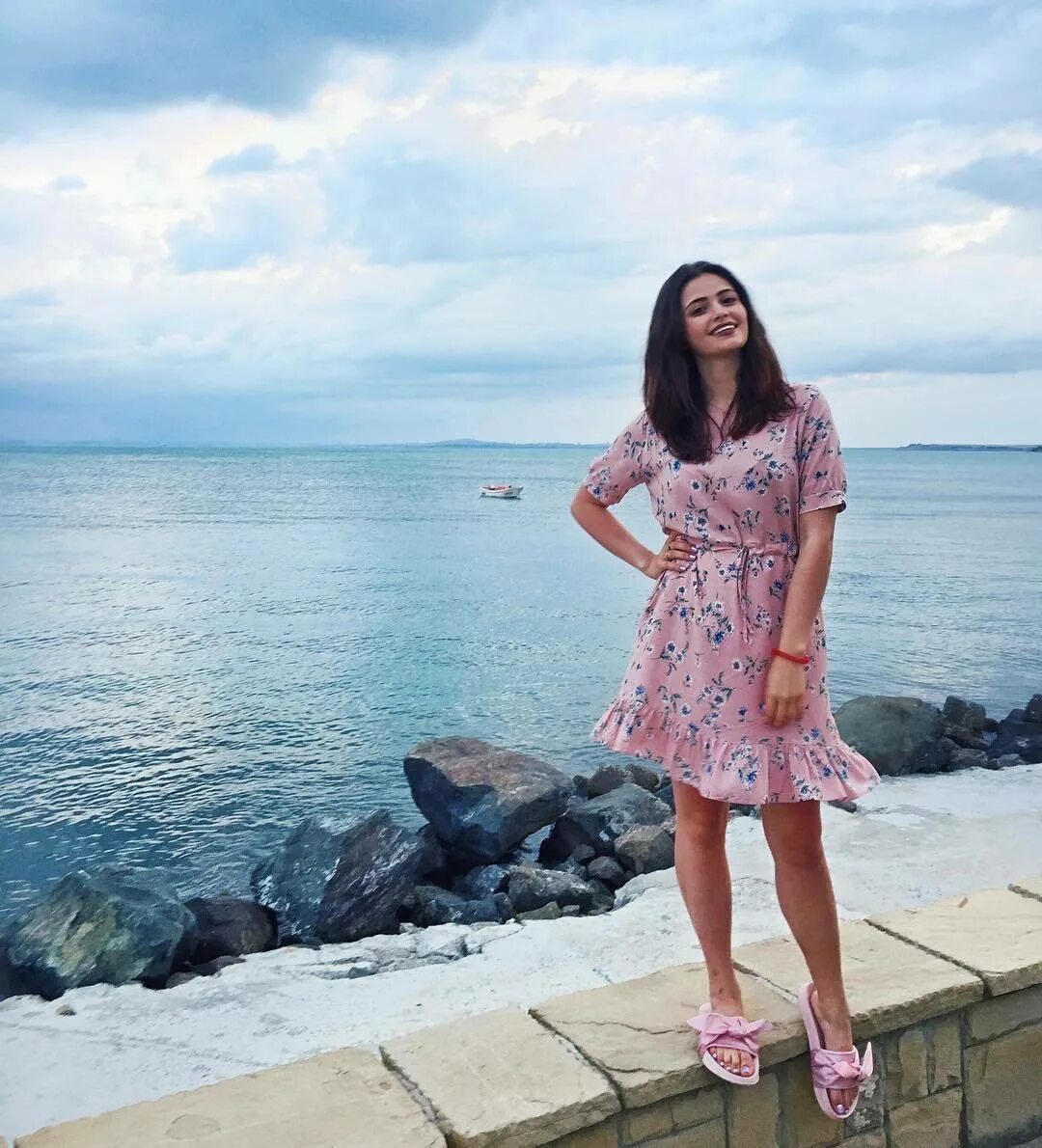 Karina kasparyants блоггер. Karina kasparyants. Karina kasparyants. Karina kasparyants. Каспарянц в купальнике.
