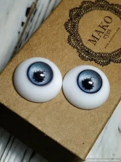 Eyes am