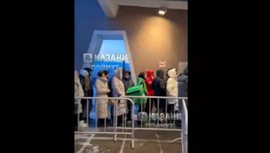 Очереди в трц магазинах фото. Программа город казань вчерашний. Перехват сегодняшний выпуск казань. Сегодняшний передача перехват эфир казань. 05.