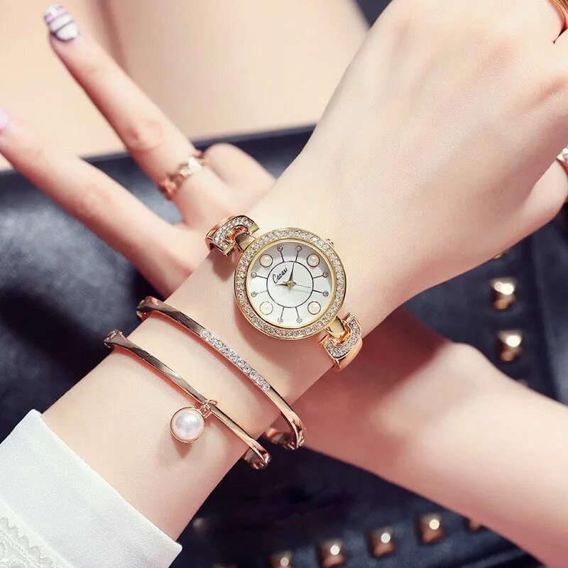 Часы браслет. Красивые часы женские наручные. Браслет с часами. Красивые женские часы с браслетом. Ручной браслет часы