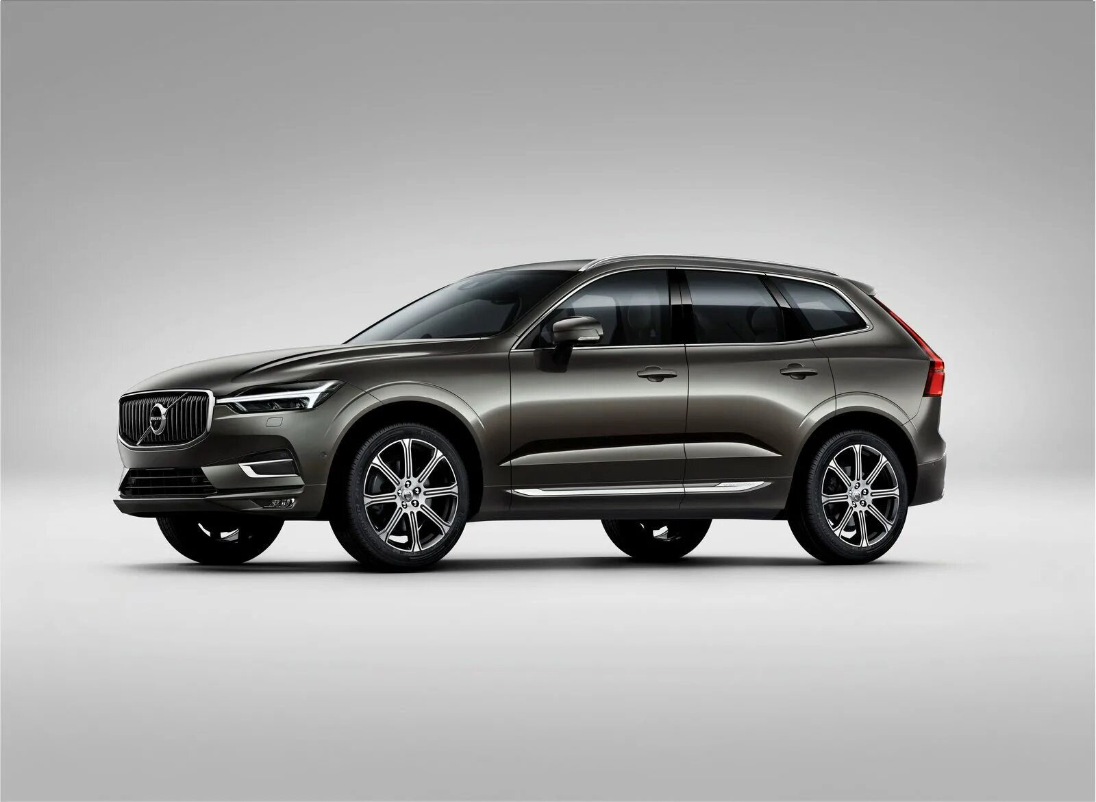 Volvo xc60 поколения. Volvo xc60 II. Volvo xc60 2020. Volvo xc60 2017. Вольво хс60 2021.