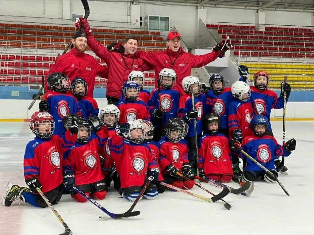 хоккей москвы адрес