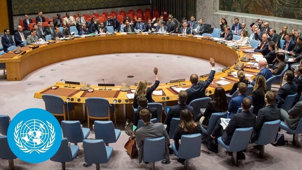 Зал заседания генеральной ассамблеи оон. Генассамблея оон 2022. United nations live. Зал генеральной ассамблеи оон. Оон.