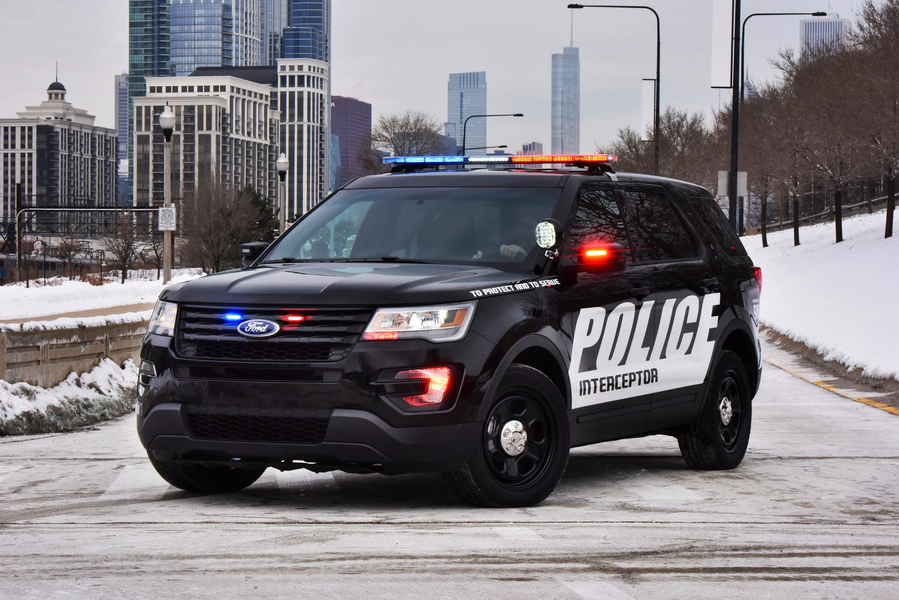 Полицейские машины в америке. Ford Police Interceptor Utility 2020. Ford Police Interceptor. Ford Police Interceptor 2020. Ford Explorer Police Interceptor.