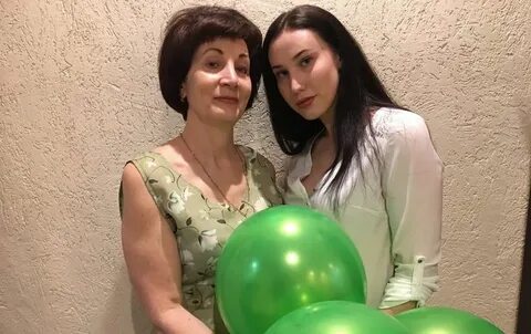 Мама и дочь москва