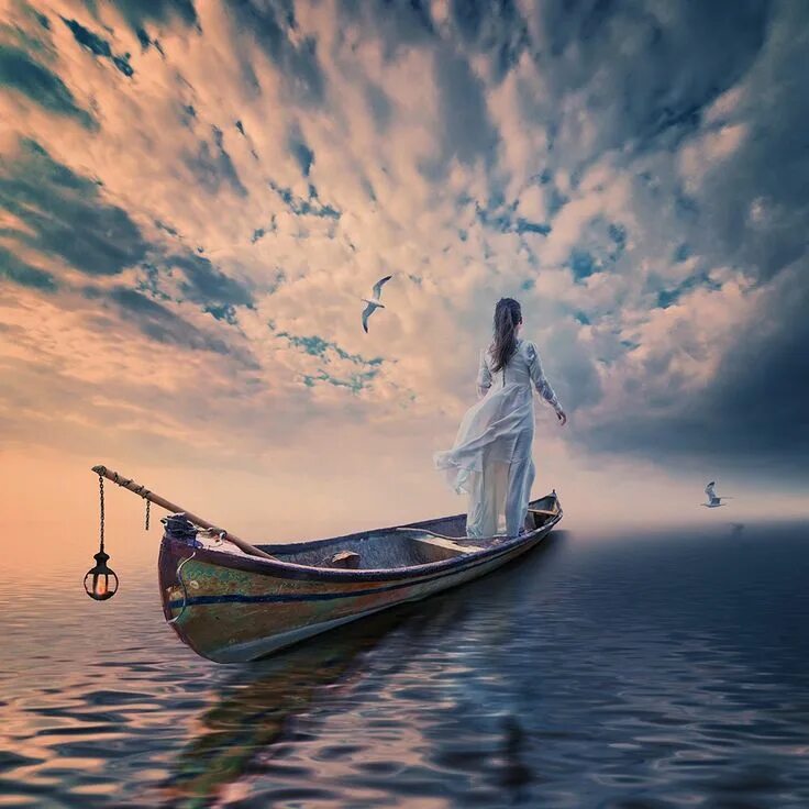 Песня корабль жизни. Карас Ионуц. Caras Ionut фотограф сюрреалист. Человек в лодке. Женщина в лодке.