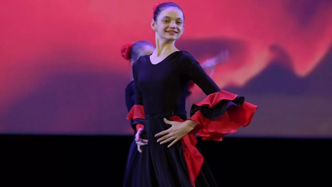 Золотое яблочко ансамбль. Ансамбль золотое яблочко.