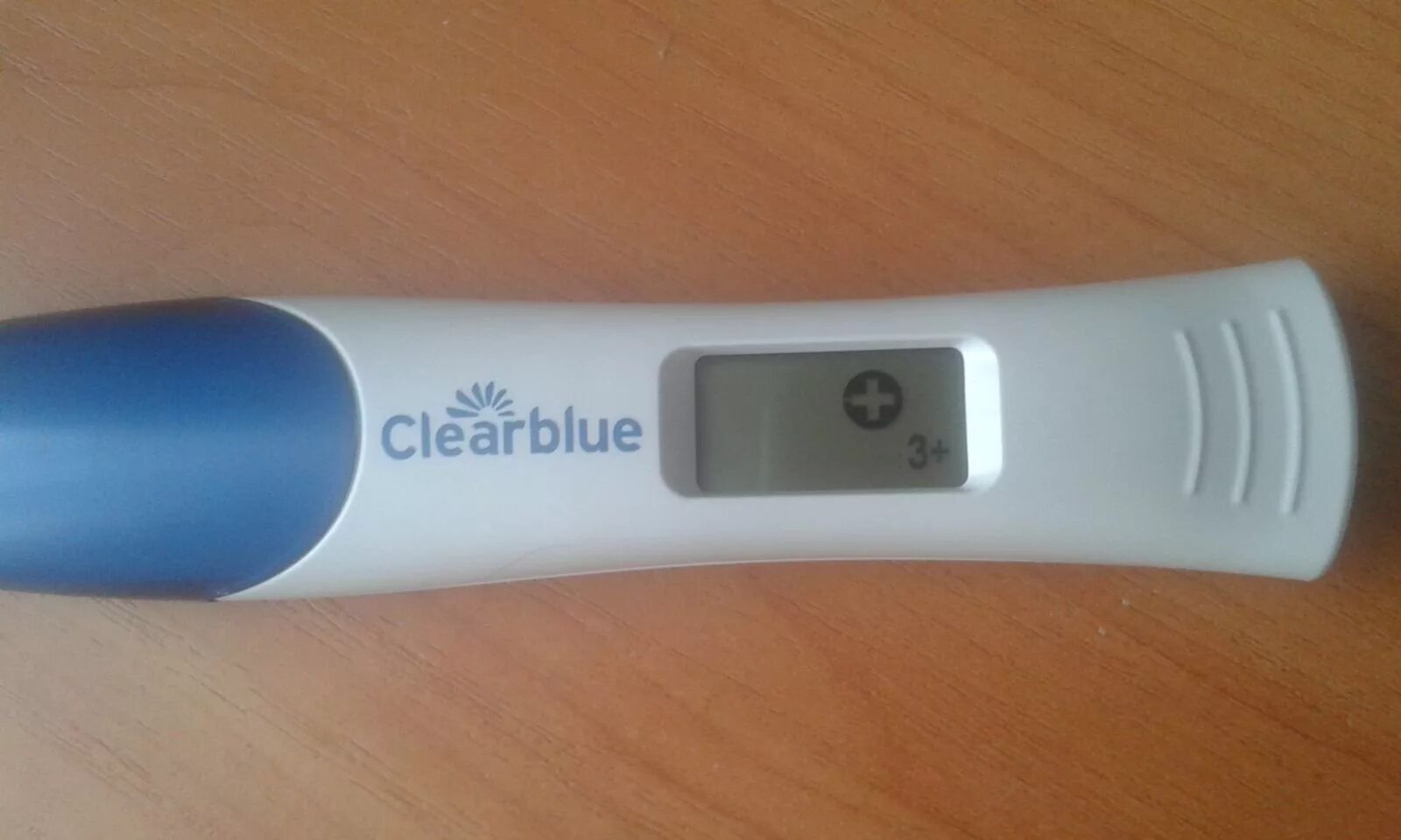 Тест на беременность три. Электронный положительный тест клеар Блю. Электронный тест клеар Блю 2-3 недели. Клеар Блю 4 недели. Электронный тест клеар Блю 3-4 недели.
