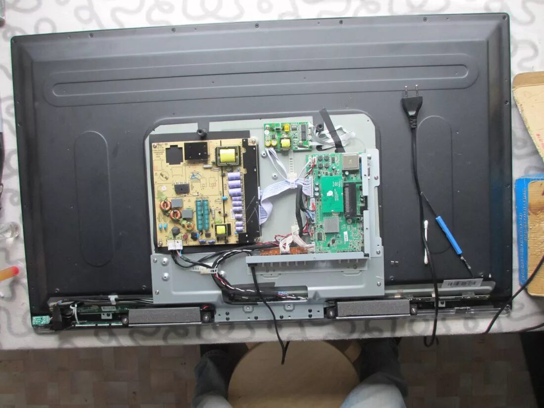 MYSTERY MTV-4018LW Версия V1L10 LCD-телевизоры и плазменные панели