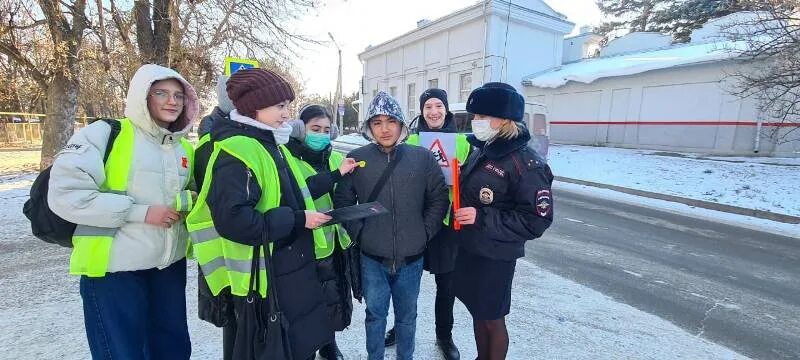 Профилактическая акция «за безопасные зимние каникулы» 26 декабря 09:20. Профилактическая операция каникулы Белгородская область. Профилактическое мероприятие «школьные каникулы» фото. Стартовало профилактическое мероприятие «сон за рулём». Профилактическая акция каникулы