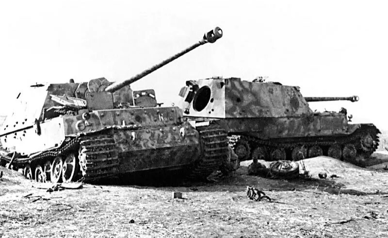 Подбитая техника в курской. Танк тигр 1943 Курская дуга.
