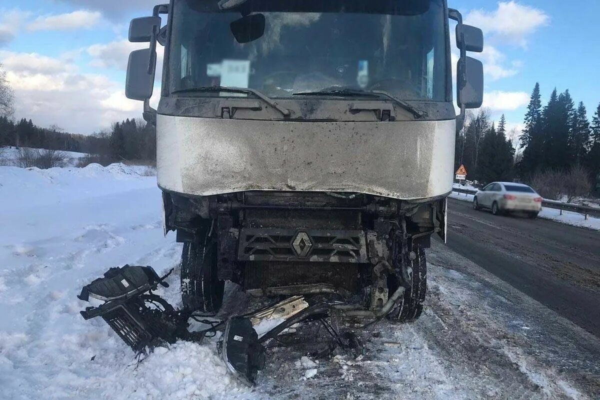 ДТП на трассе Можга Ижевск. Трасса Ижевск Можга авария. 13 декабря 2013