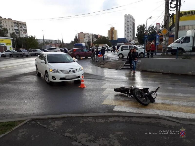 Волгоградское чп. ДТП Волгоград Красноармейский район. ДТП Волгоград Красноармейский. Красноармейский район Волгоград сбили человека. ДТП Волгоград Красноармейский район вчера.