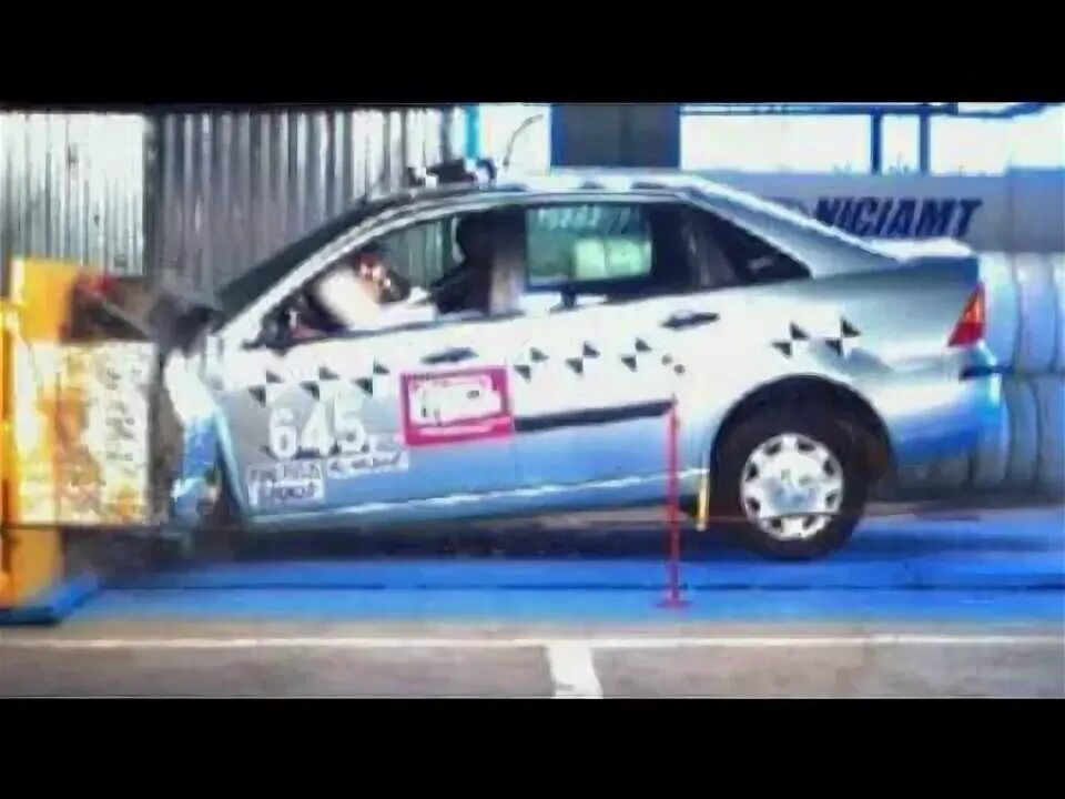Краш тест форд фокус 3 хэтчбек. Краш тест ford focus i. Форд фокус 3 краш тест. Краш тест форда. Краш тест форд фокус 1 универсал.