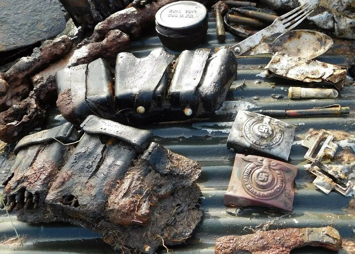 Чёрные копатели по войне 1941-1945. Черные копатели великой отечественной войны. Находки вов видео. Черные копатели великой отечественной войны. Раскопки великой отечественной войны.