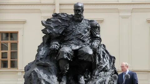 Памятник гатчина открытие