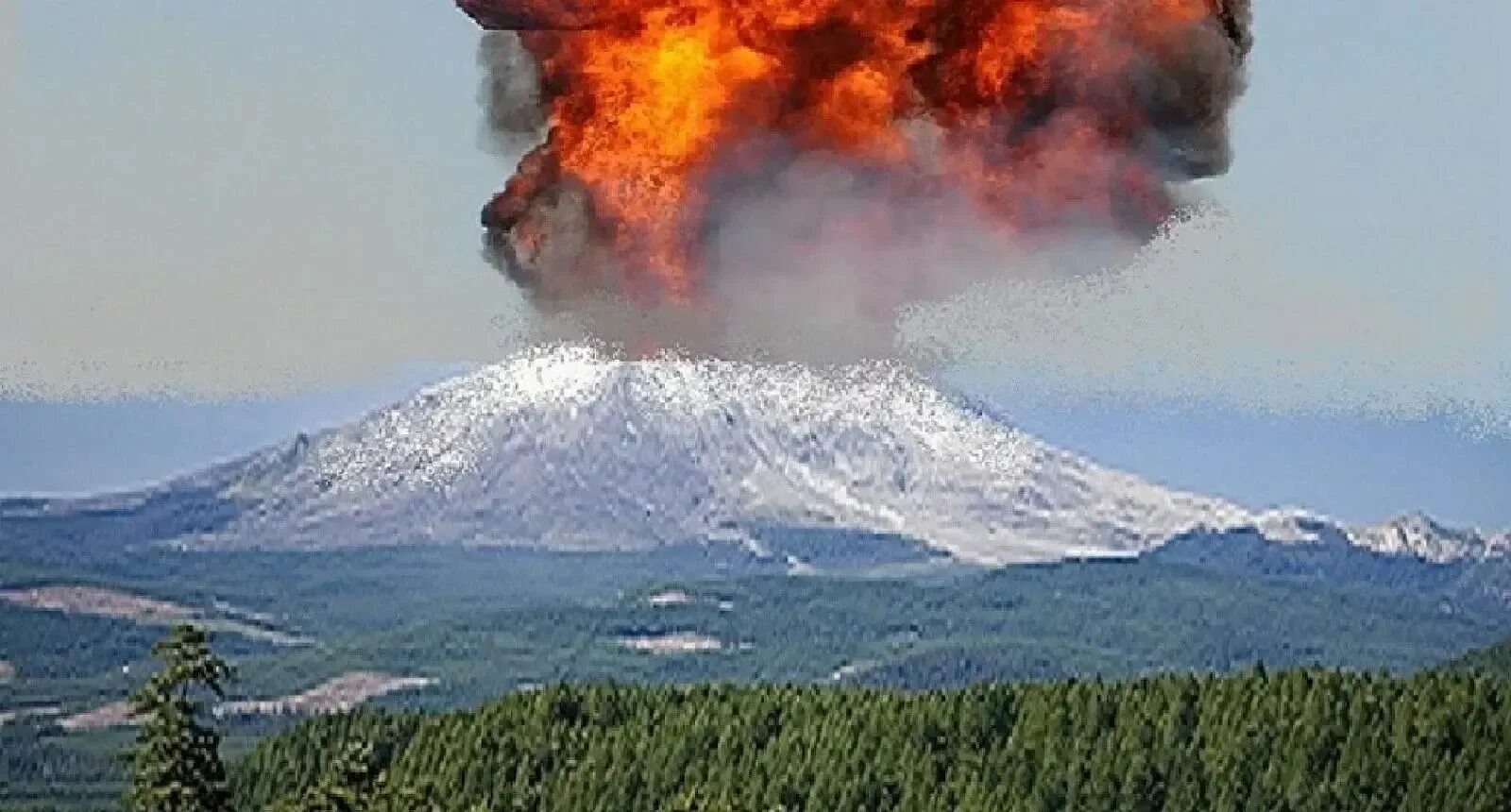 Опасен ли вулкан. Йеллоустоун вулкан. Извержение вулкана в США Йеллоустонский. Супервулкан Йеллоустоун извержение. Кальдера вулкана Йеллоустоун.