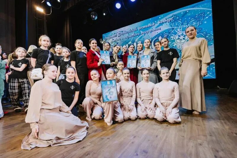 морозко персонажи. сани волшебные из морозко. морозко 2023. новогодние сказочные персонажи. морозко 2023.